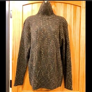 Like New Beautiful Oversized Turtleneck Sweater